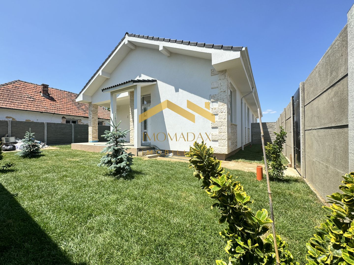 Bucovat-Duplex Parter-Curte Amenajata - Poză 1