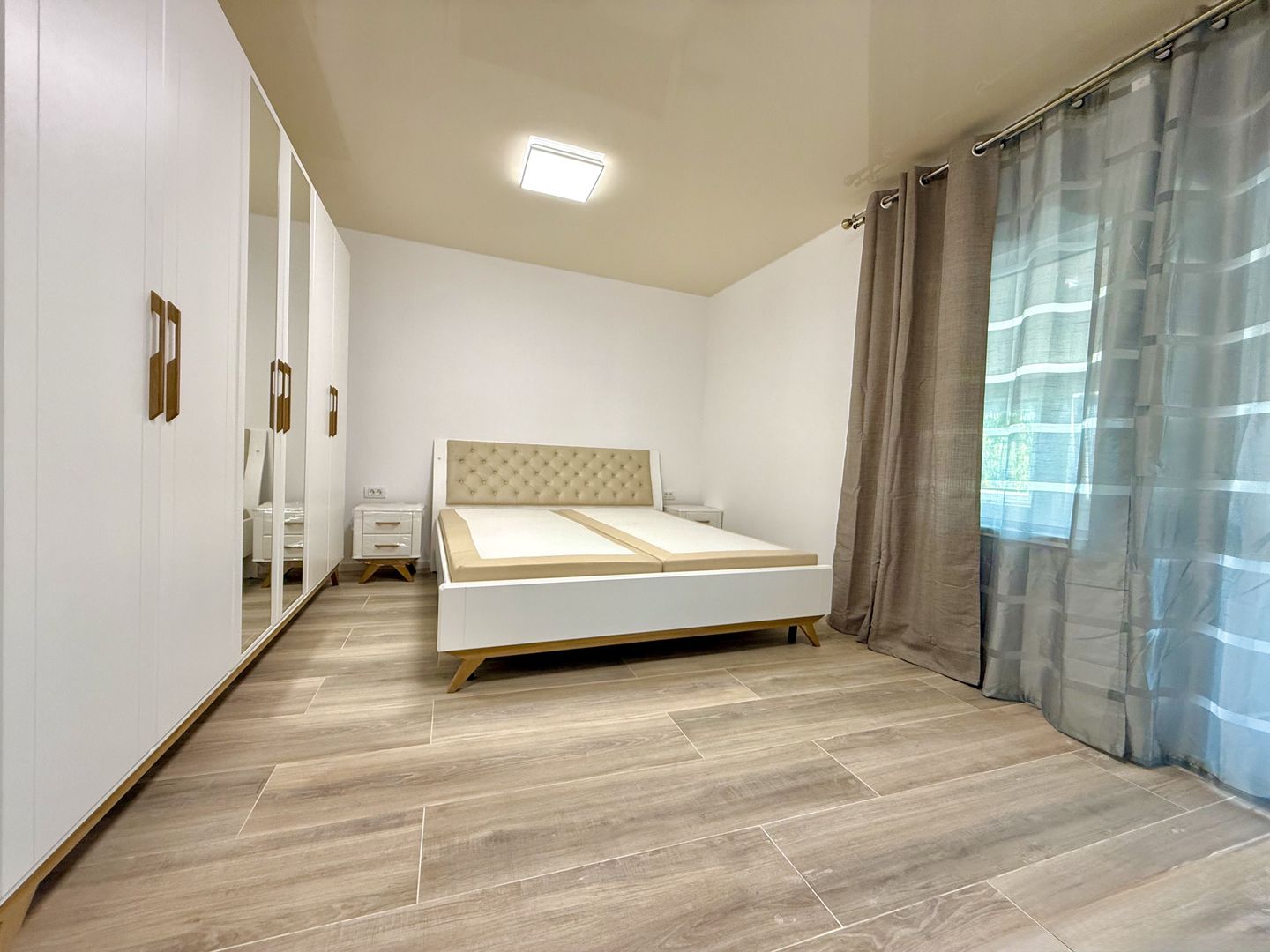 Casă premium de închiriat – Dumbrăvița - zona centrală - Poză 25