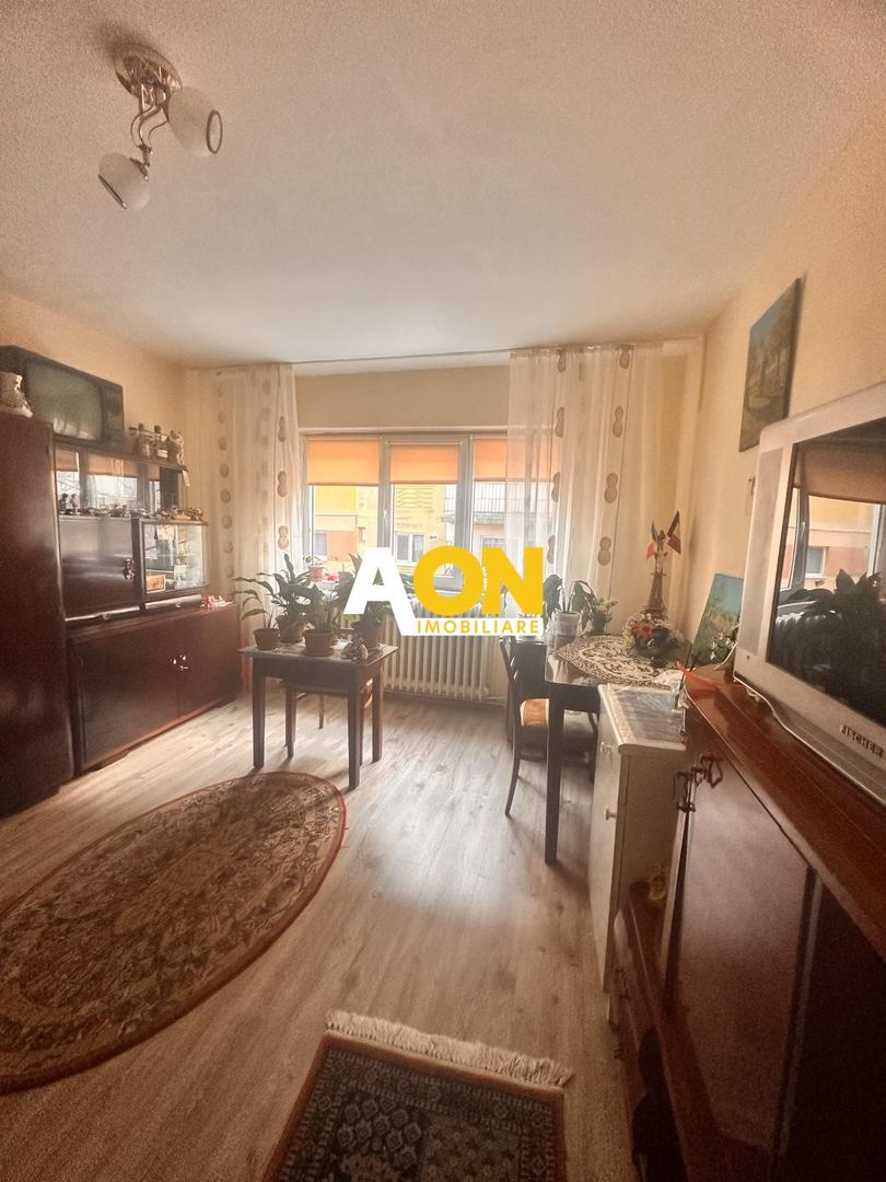 Garsoniera Etaj 1, Zona Cetate, Decomandata - Poză 7