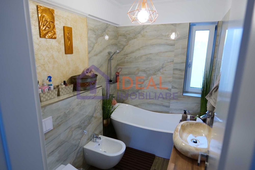 Casa de  cu 4 camere in Selimbar, zona Triajului - Poză 5