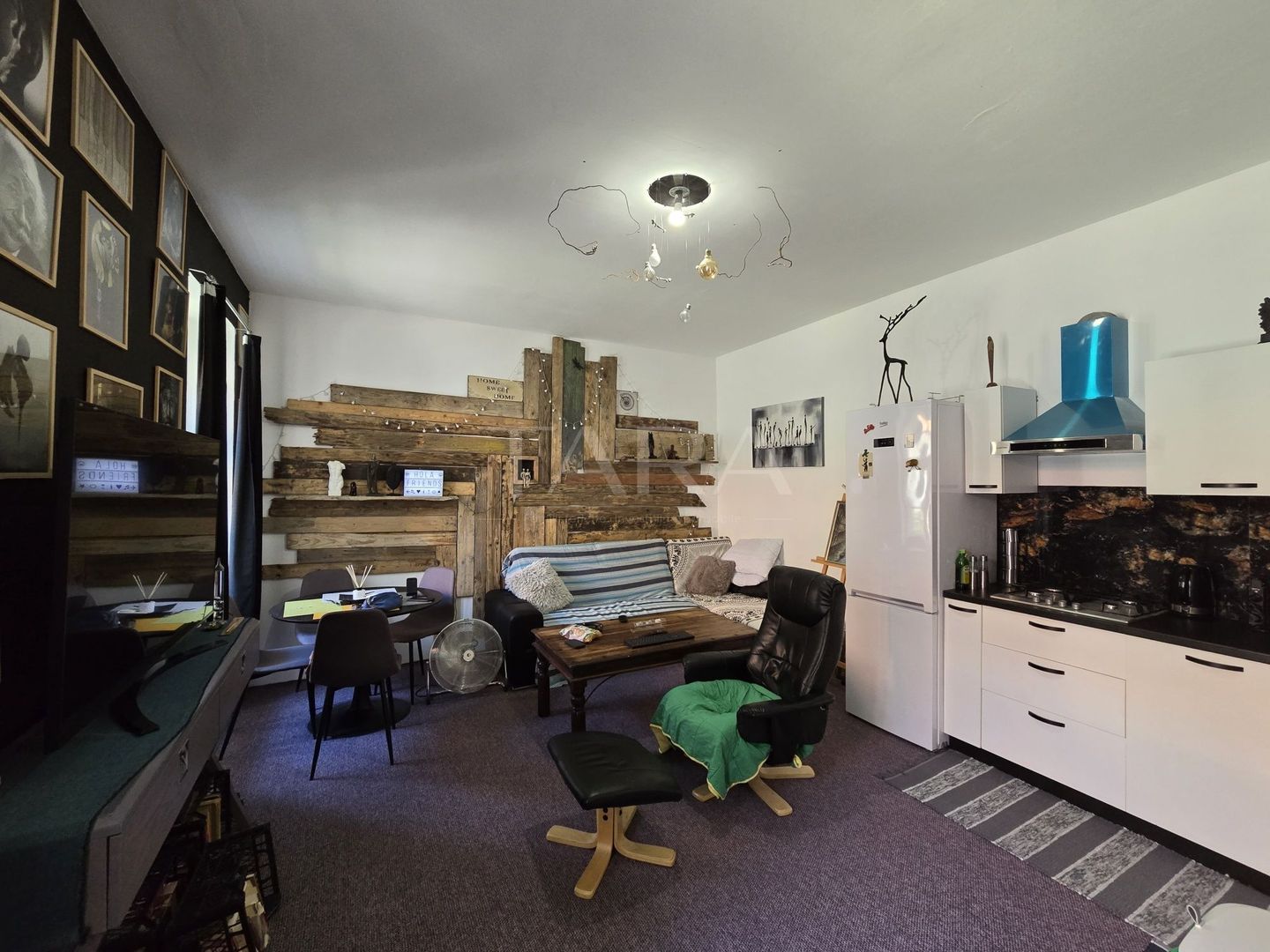 Vând apartament ultracentral în Cluj-Napoca - Poză 1