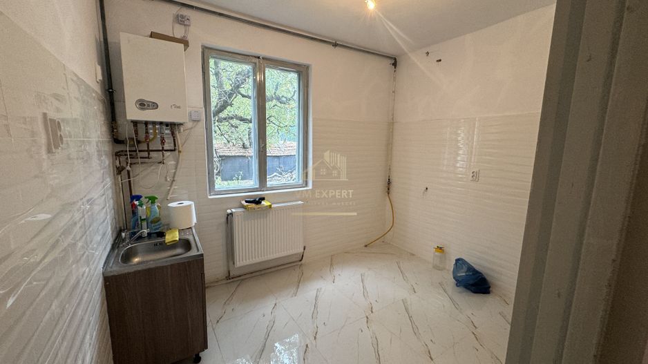 APARTAMENT IN CASA TIP DUPLEX 3 CAMERE+ TEREN 89 MP CAMPULUNG - Poză 13