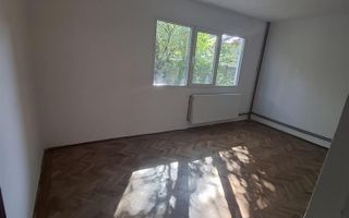 3 camere zona G. Lazar centrala. parter - Poză 20