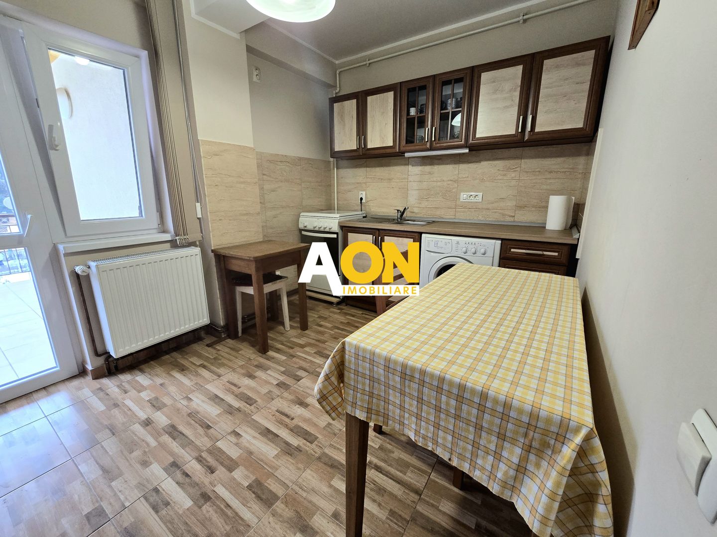 Apartament 1 Camera Bloc Nou, Zona Cetate, Etaj 1 cu Balcon - Poză 5