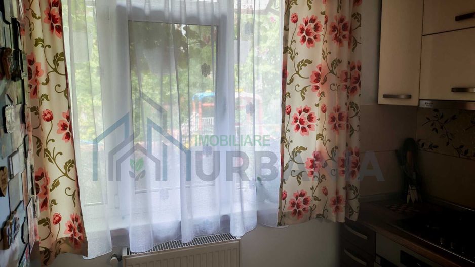 Apartament 4 camere, decomandat, 98 mp, zona Cug Selgros, Iași - Poză 8