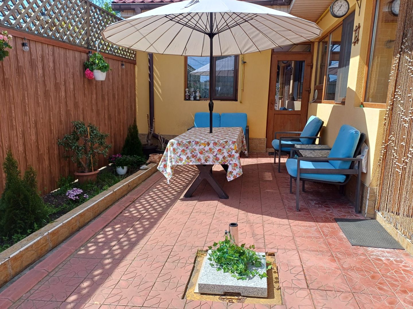 🏡 De vânzare – Casă în Galați, zona Cernat - Poză 2