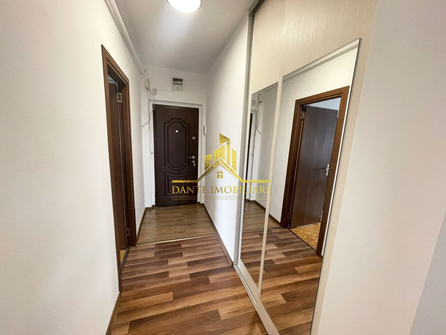 3 camere, semidecomandat, mobilat modern, balcon, Marasti, Abator - Poză 10