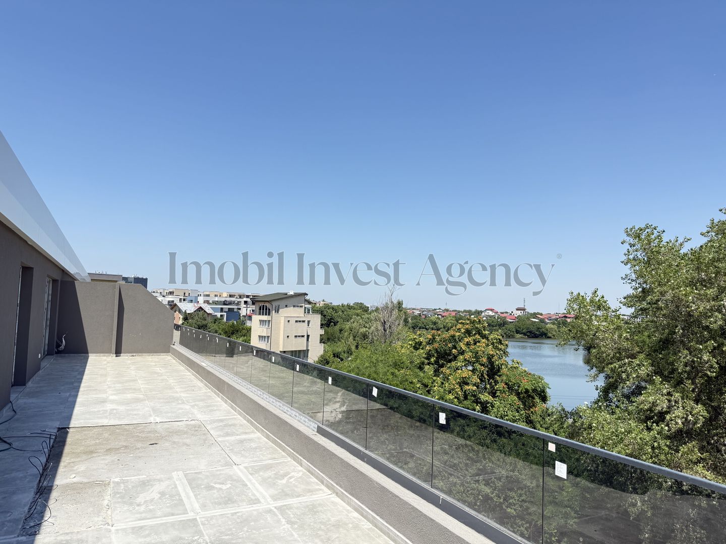 Apartament 3 camere de vanzare Pipera in bloc cu vedere la lac - Poză 19