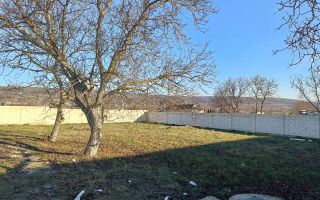 Teren de Construcție cu Încăpere Comercială de 250m2 în s.Stolniceni r-nul Hîncești - Poză 6