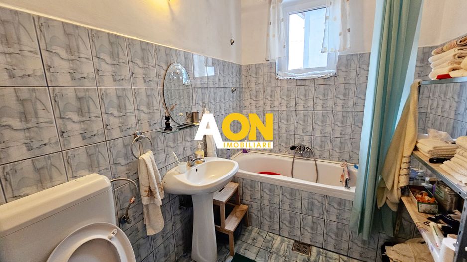 Casa 4 camere, toate utilitatile, 1650 mp teren, Lancram - Poză 11