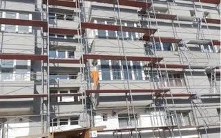 BRASADAS vinde ap 3 cam etaj 4/4 in Carpati 2. - Poză 1