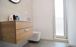 Duplex elegant cu 5 camere, alee privată – Avram Iancu, Florești. - Poză 5