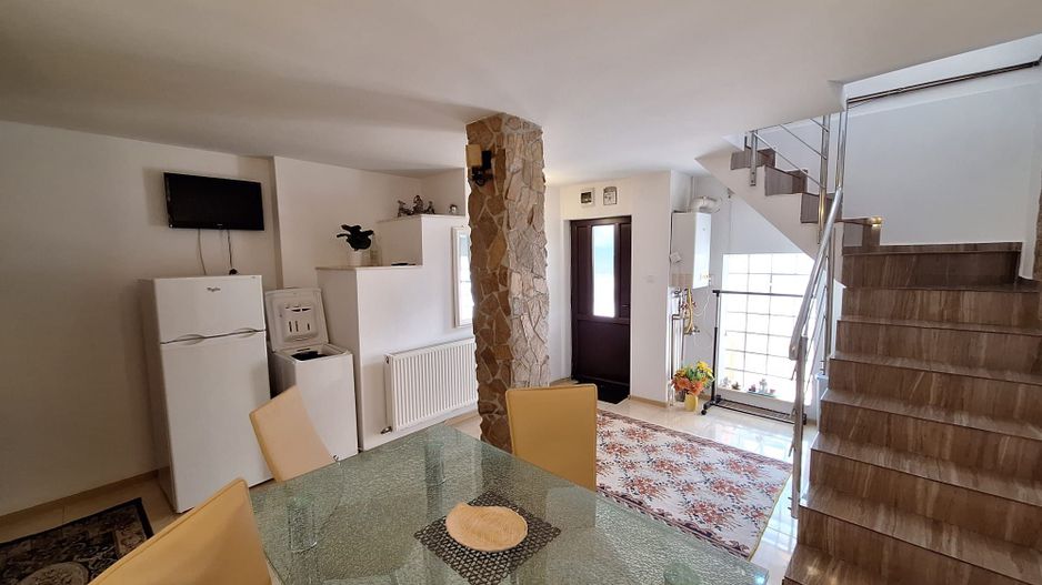 Inchiriere apartament la casa, Centru Bascov - Poză 3