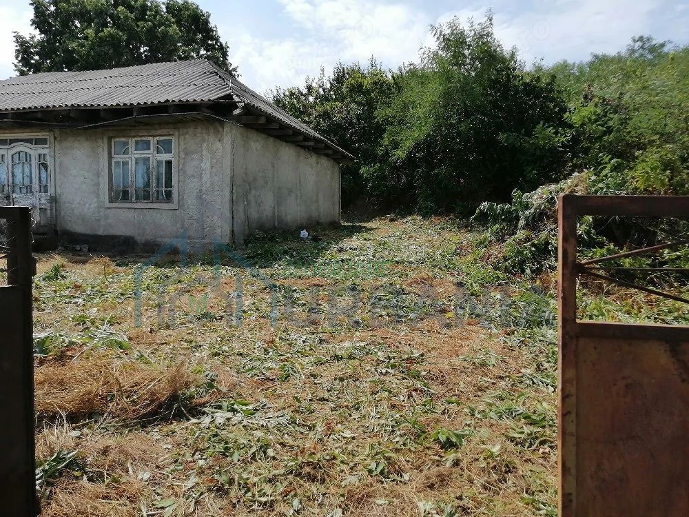 Teren de 2000 mp pentru construcții în Mânzatesti, comuna Ungheni, județul Iași - Poză 2