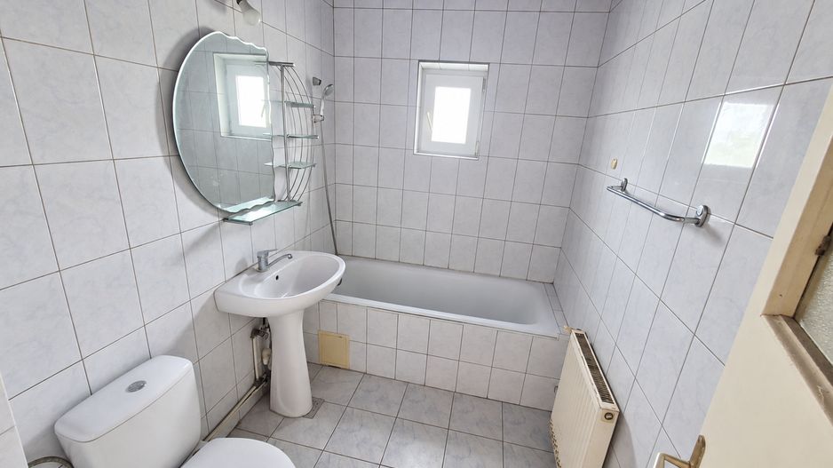 Apartament de vânzare 3 camere decomandat Voluntari - Poză 15