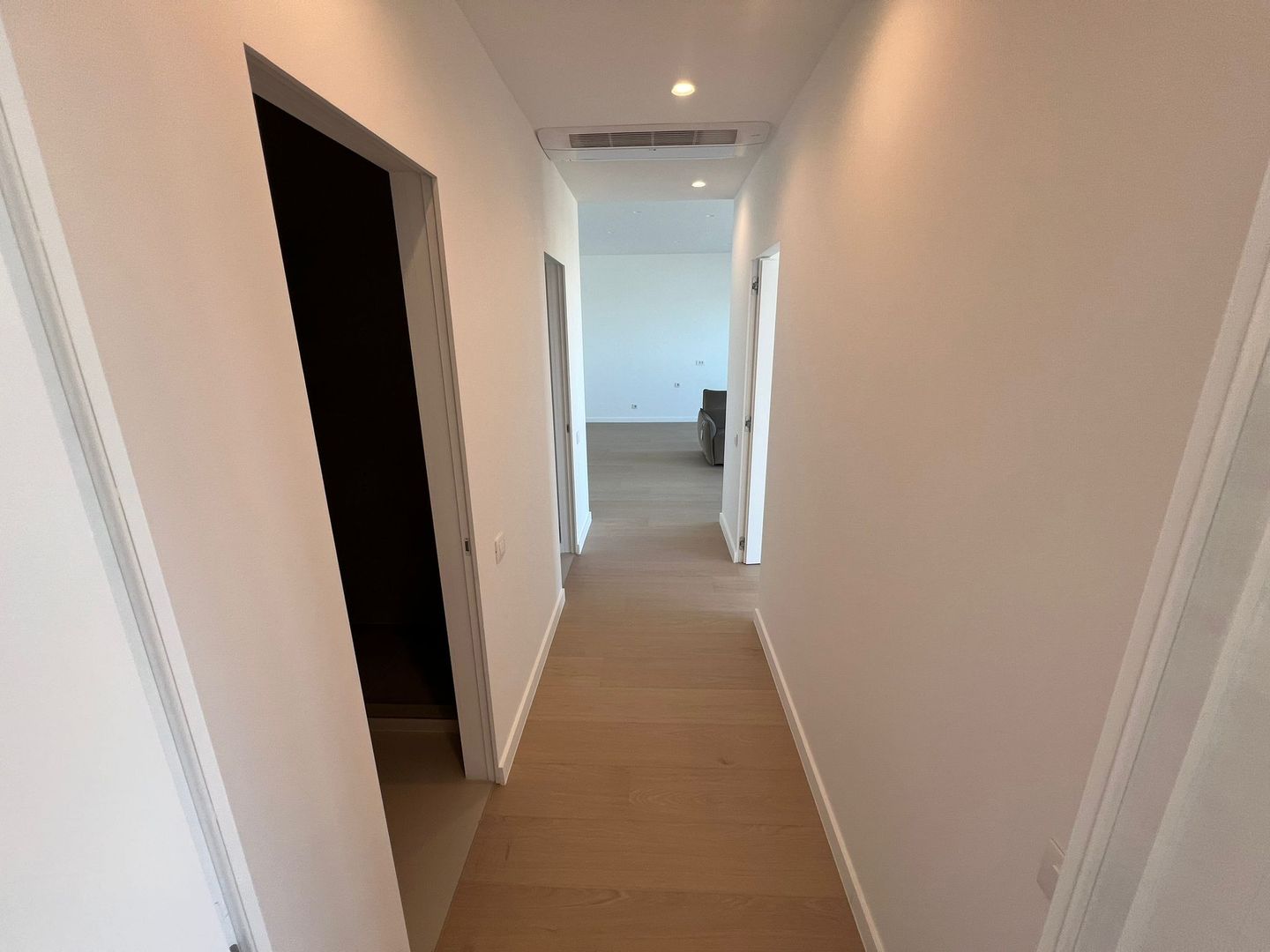 Apartament 3 camere I Aviatiei Tower I - Poză 2