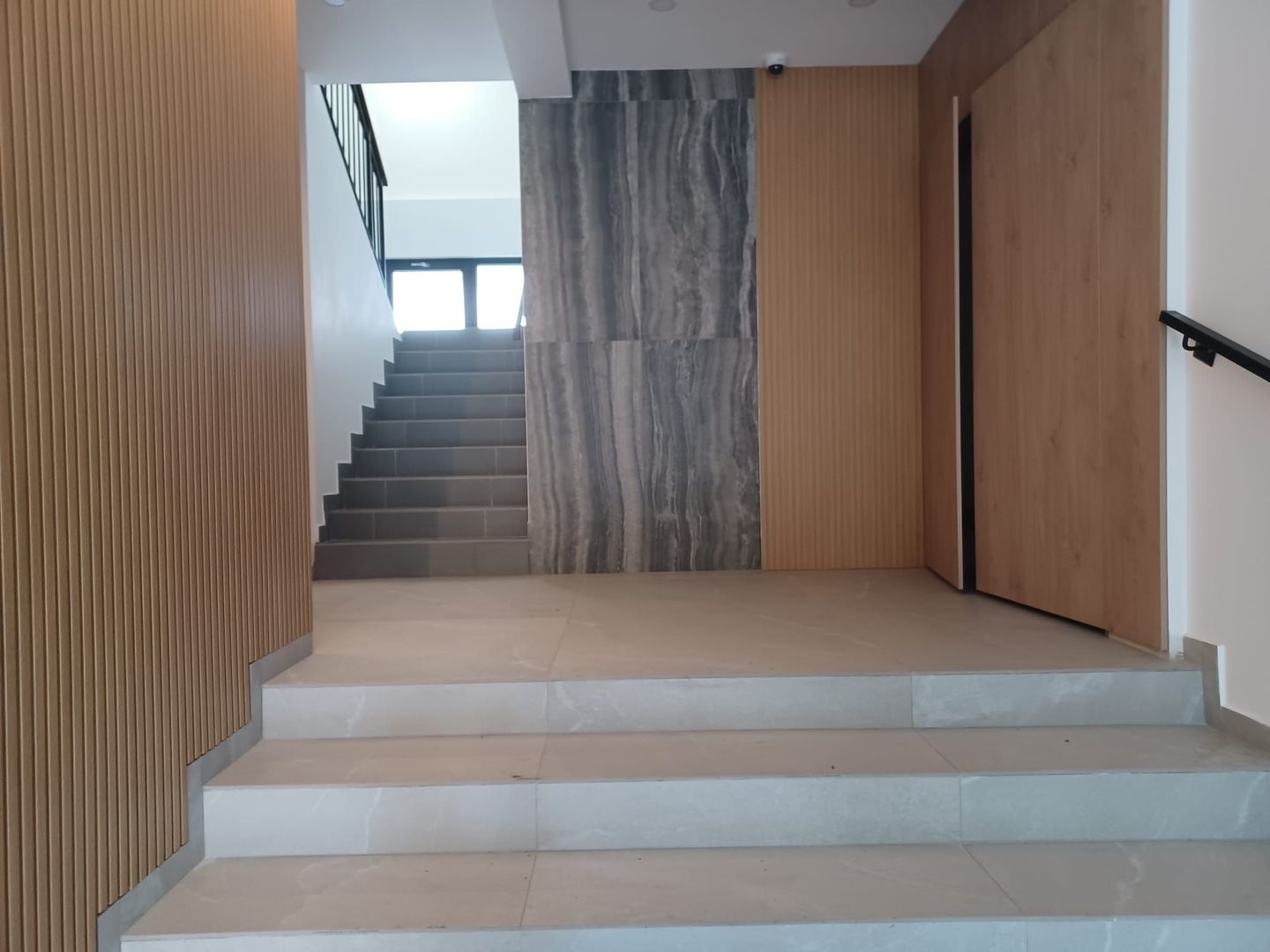 Chirie, ap 2 camere, ultracentral, parcare. 500 E /lună. Comision 0 - Poză 8