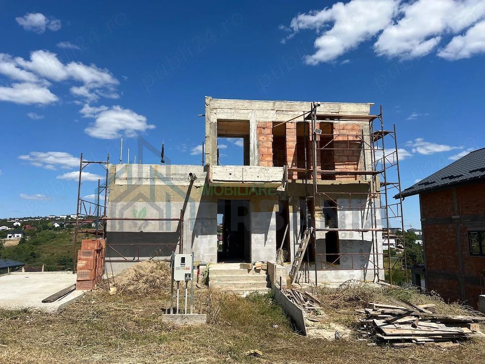 Casă vilă individuală cu 4 camere în Valea Adânca, teren 500 mp - Poză 1