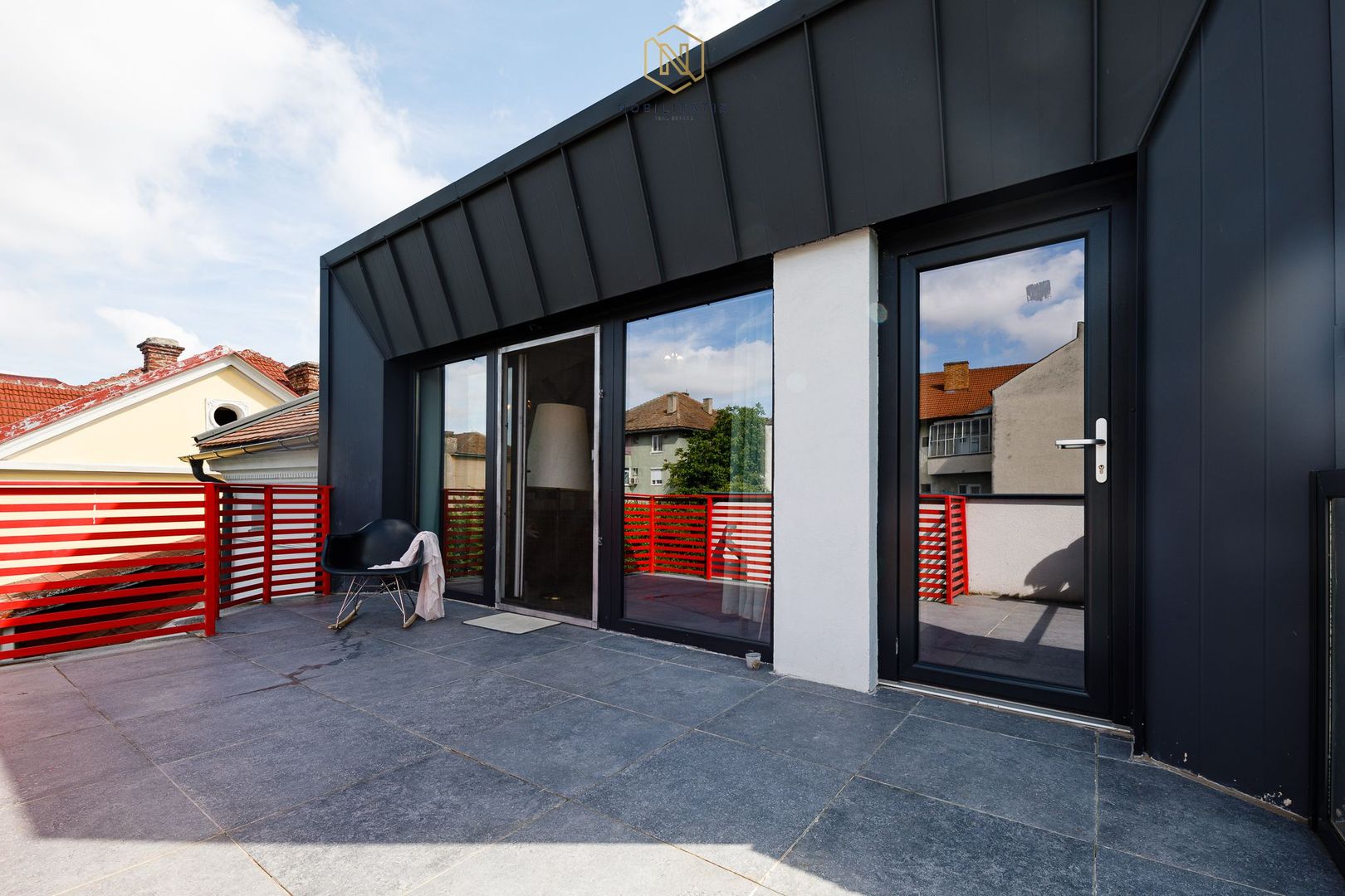 Oferta inchiriata-Apartament superb, central | Imobil Renovat integral + Terasa - Poză 1