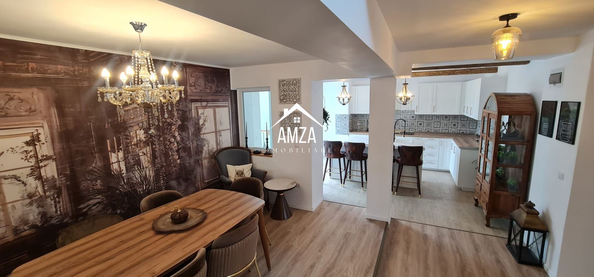 Vila spațioasă și elegantă de vânzare la intrarea în cartierul Turnișo - Poză 4