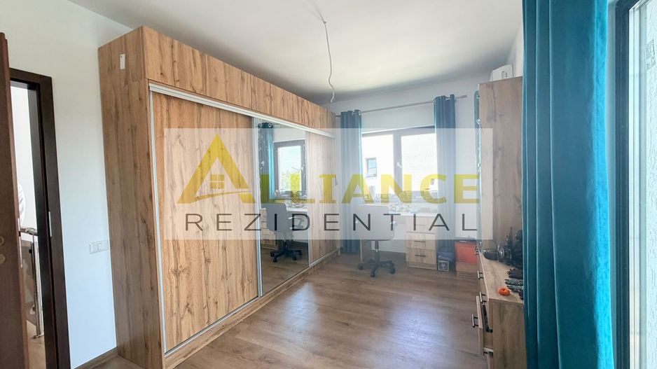 Casa Individuala - 4 camere - 3 bai - 337mp teren - Poză 15