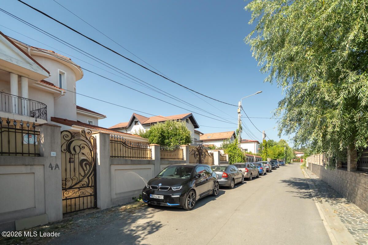 Cernica - Intre Lac si Padure, Vila luxoasa 946 MP, teren 1382 MP - Poză 19