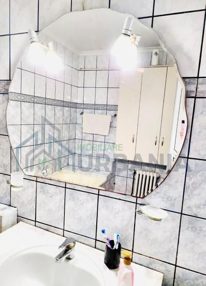 Apartament 2 camere de vânzare decomandat Nicolina 1 - Esplanada - Poză 9