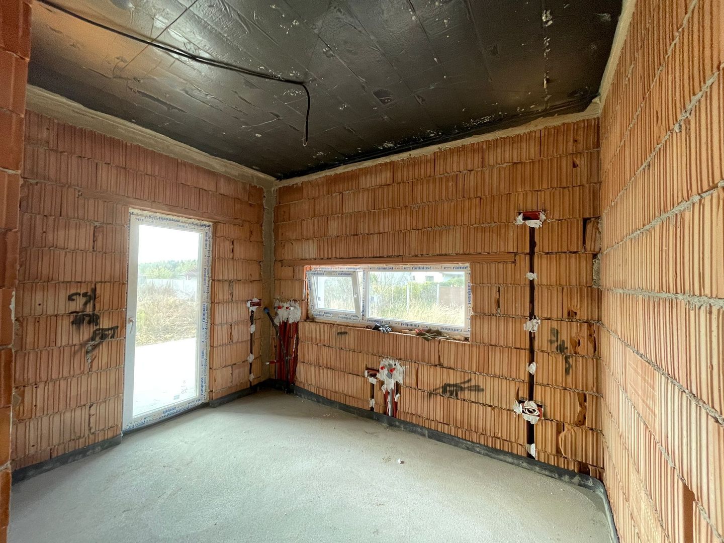 Duplex -3 camere-101000€ | BUCOVAT | - Poză 4