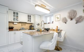 VILA REPREZENTATIVA ICOANEI - Poză 17