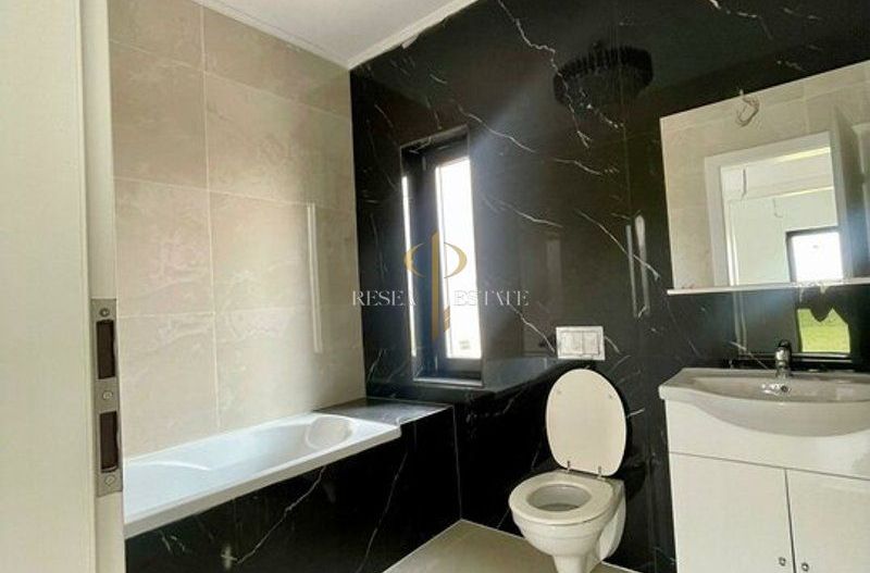 Casă tip înșiruită cu 3 camere de vânzare în Giroc - Poză 8