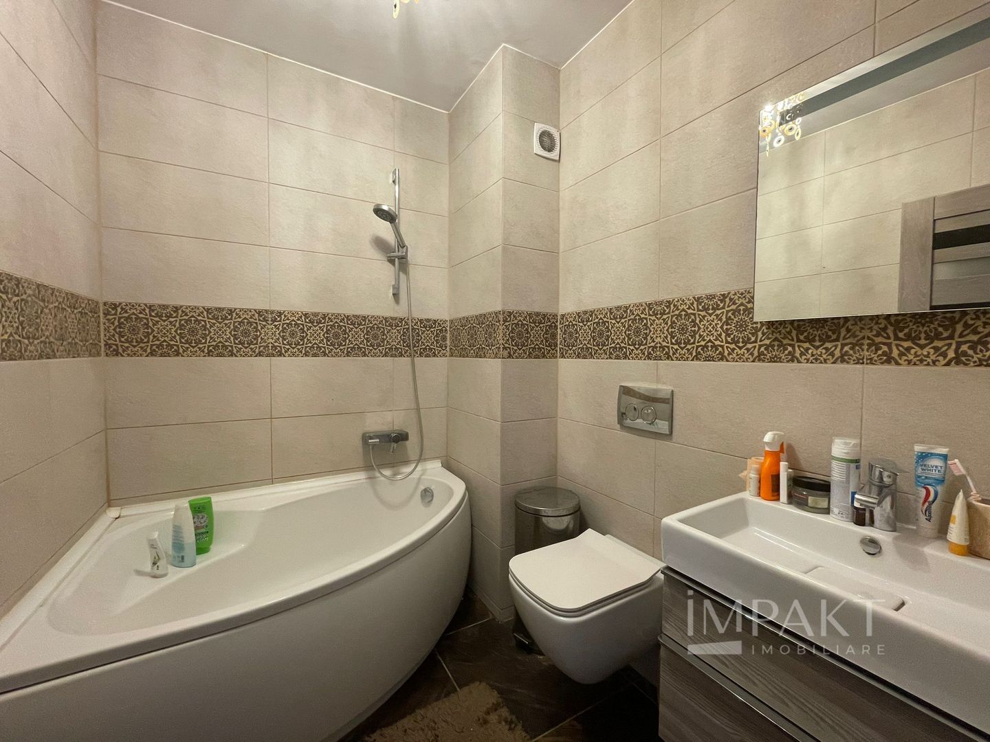 Apartament cu 3 camere de inchiriat in Buna ziua - Poză 13