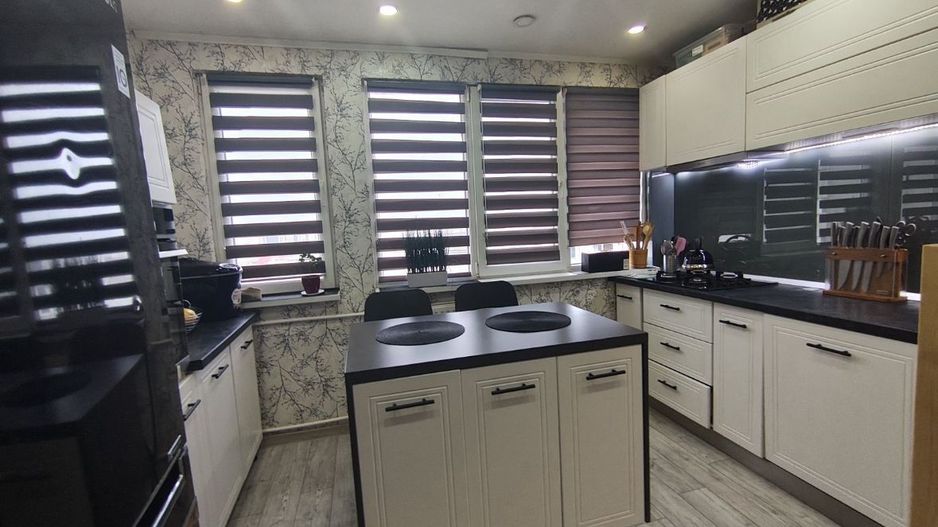 AP. 3 CAMERE TITAN,BLOC REABILITAT, RENOVAT,MODERN, COMISION 0% - Poză 3