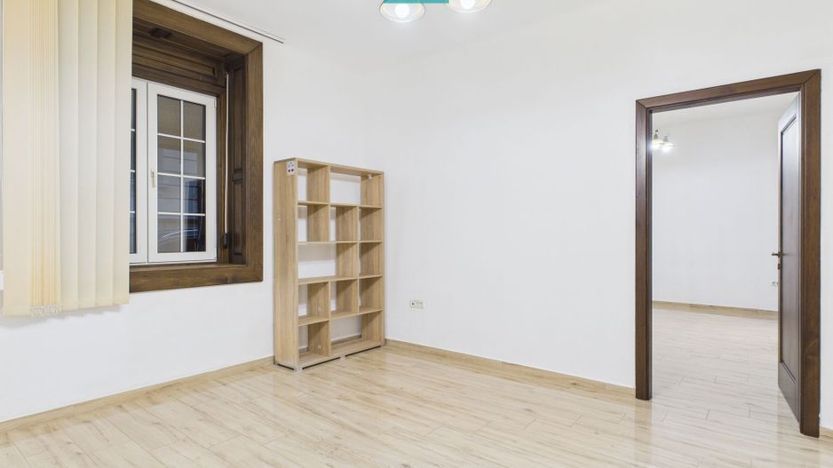 Spațiu de birouri ultracentral 120mp pe Str.Cloșca - Poză 34