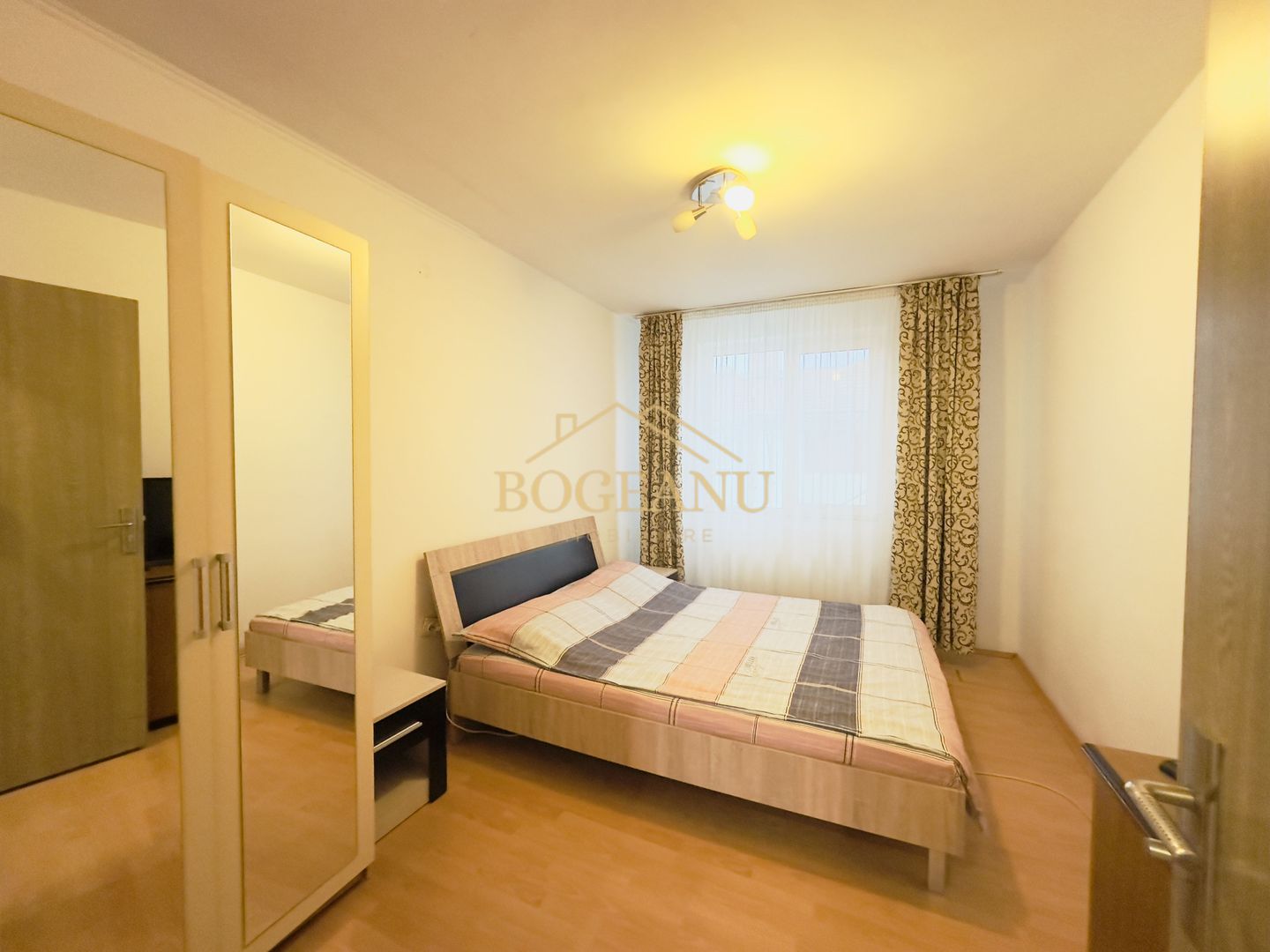 BG114-Ap 2 camere-Central COMISION 0% - Poză 1