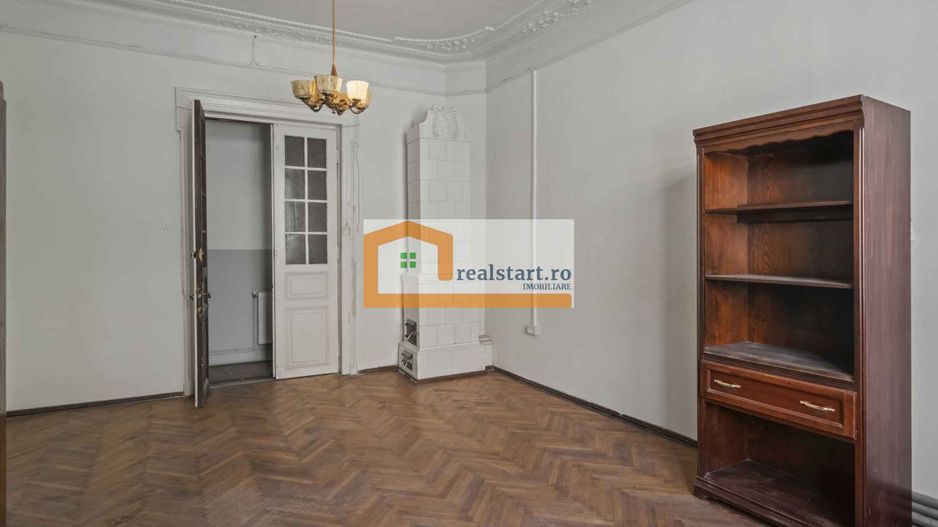 Cartierul Evreiesc, S+P+E+Pod, curte libera 300mp, ideal cabinete, birouri - Poză 9