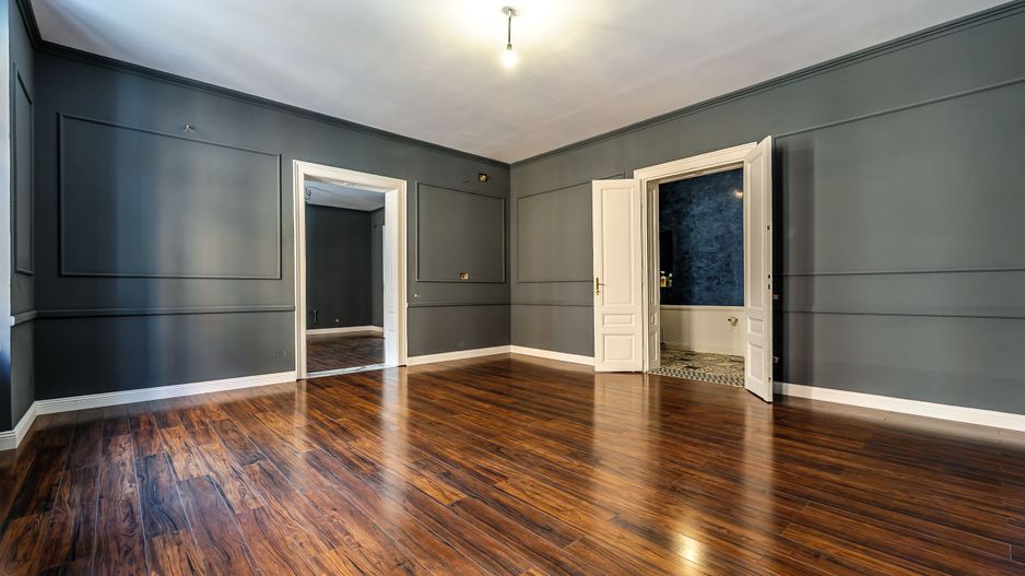 Apartament ultracentral cu 3 camere - Poză 2