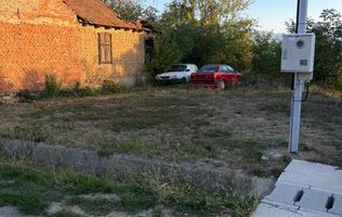 Teren de vanzare Slatina Nera.