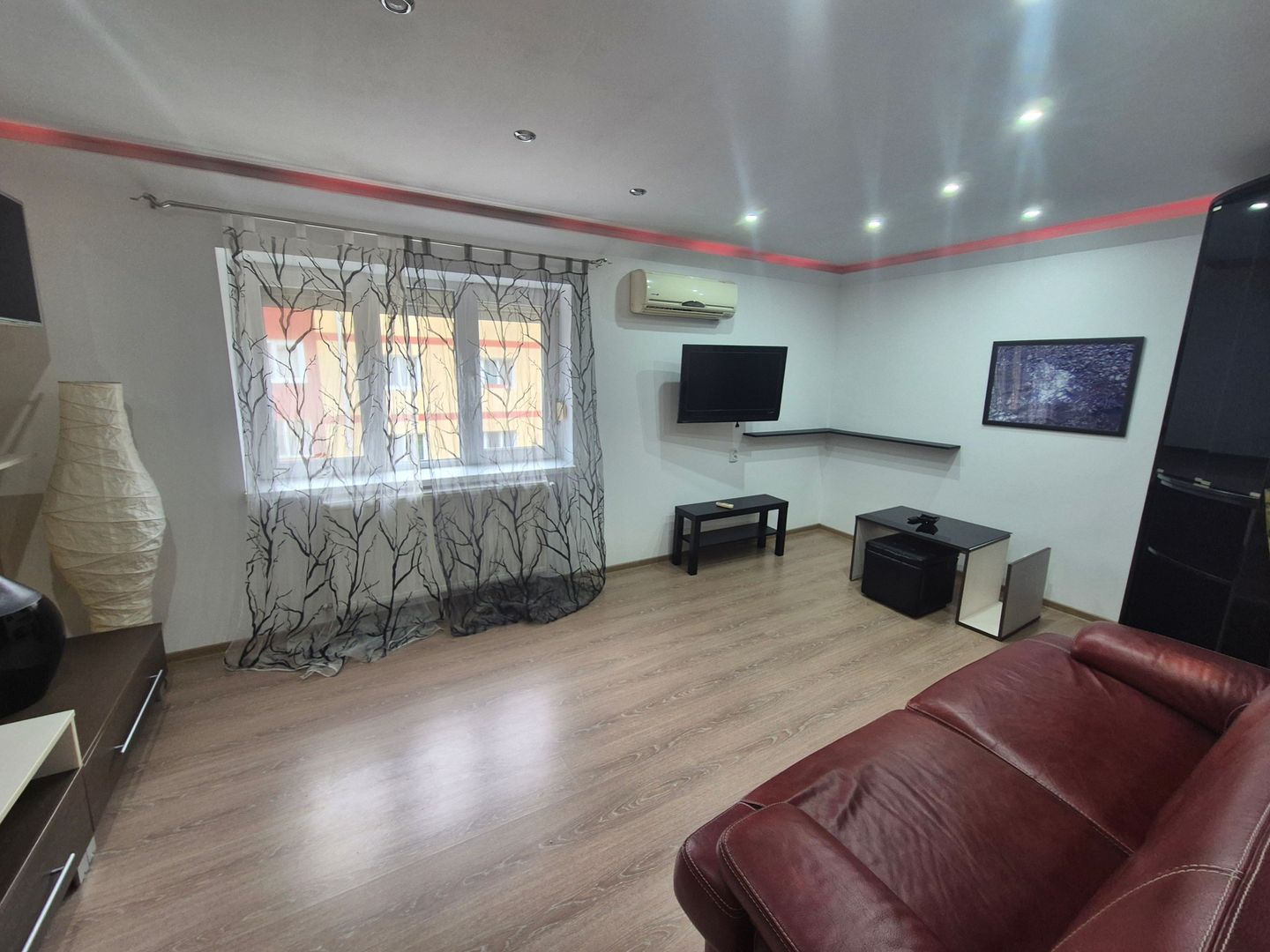 Închiriez apartament 2 camere Micro 4 - Poză 5