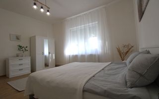 Zona Telegrafului, casa individuala, curte proprie, centrala proprie. - Poză 6