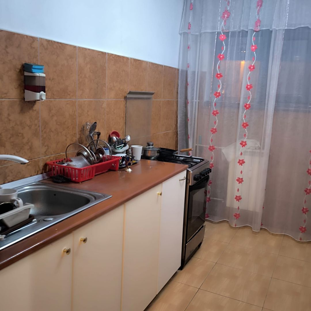 apartament 3 camere zona Dunarea, parter, cu terasa - Poză 1