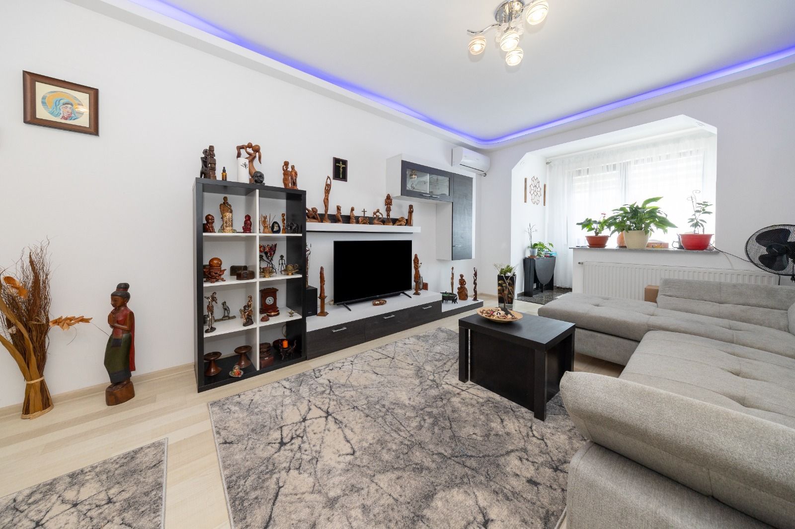 Apartament 3 camere, 82 mp+parcare si boxa-Isaran,Coresi - Poză 2