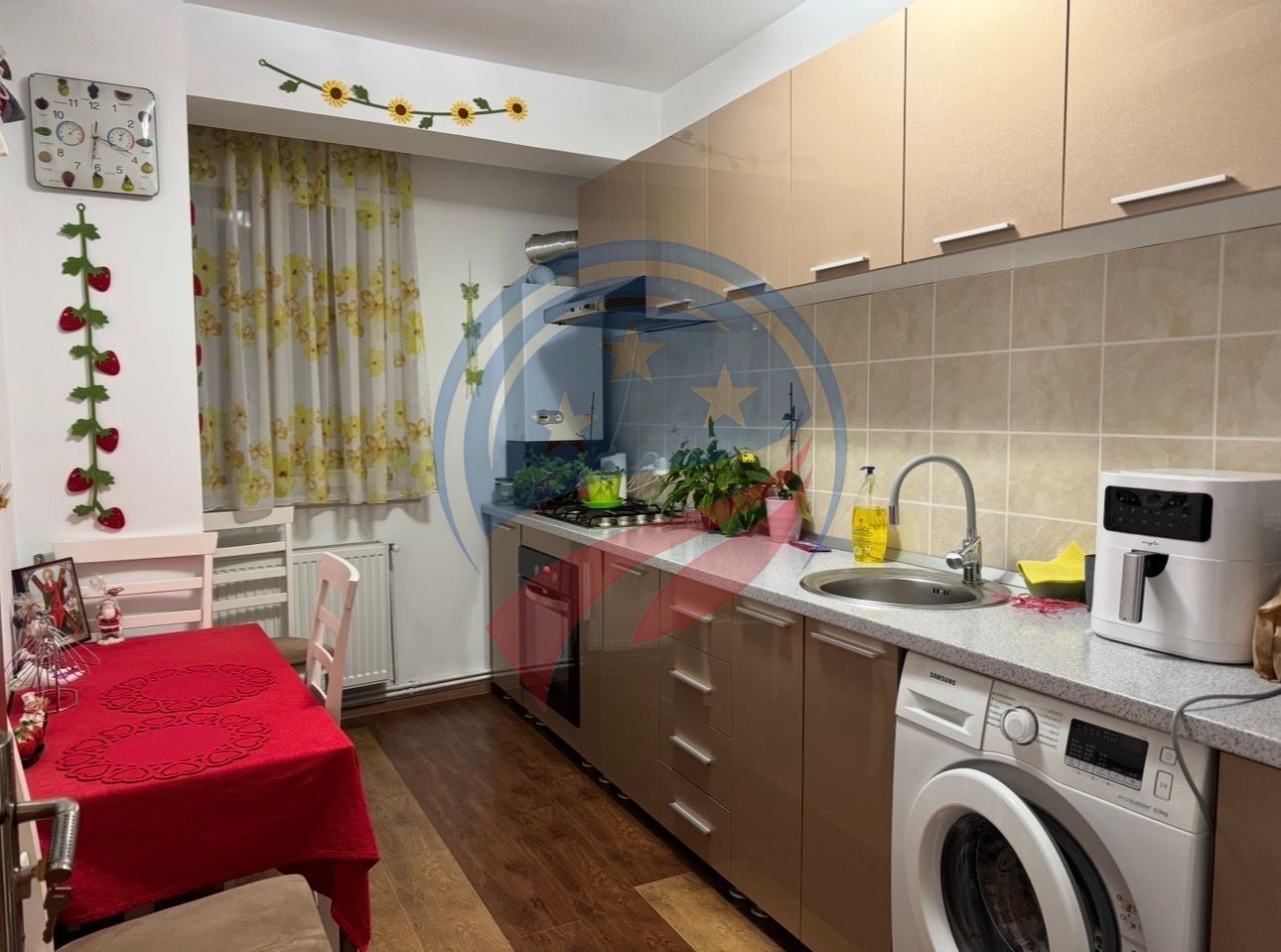 Garsoniera spatioasa, etaj 5, Brazda lui Novac langa Propers - Poză 1