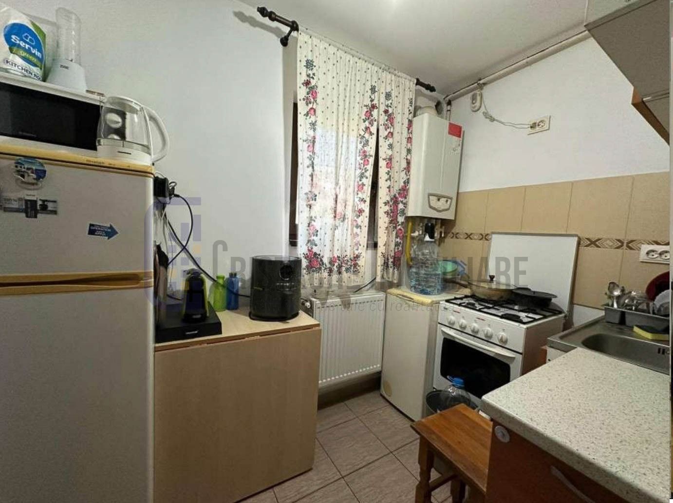 Apartament 2 cam. decomandat, loc parcare, centrala gaz, metrou - Poză 2