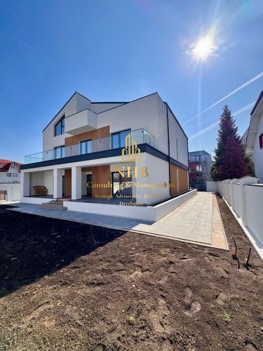 Vila de vanzare 8 camere , Zona Herestrau - Poză 16