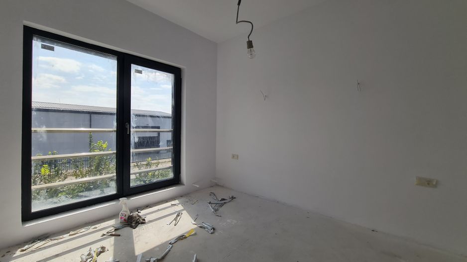 Duplex 5 camere cu 300 mp teren - parcare 4+, incalzire pardoseala - Poză 6