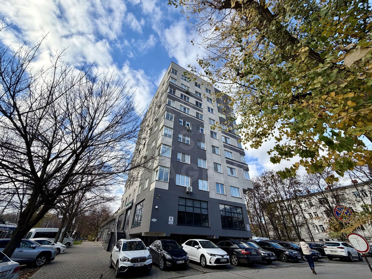 Vânzare, apartament, 3 camere, str. Vasile Lupu, Buiucani - Poză 1