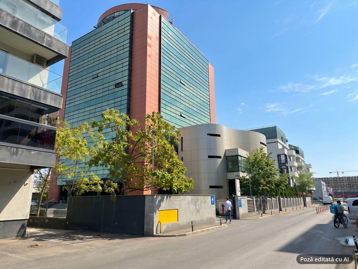 Apartament elegant cu 2 camere  Pipera, în spatele Porche, 675 eur/lun - Poză 2