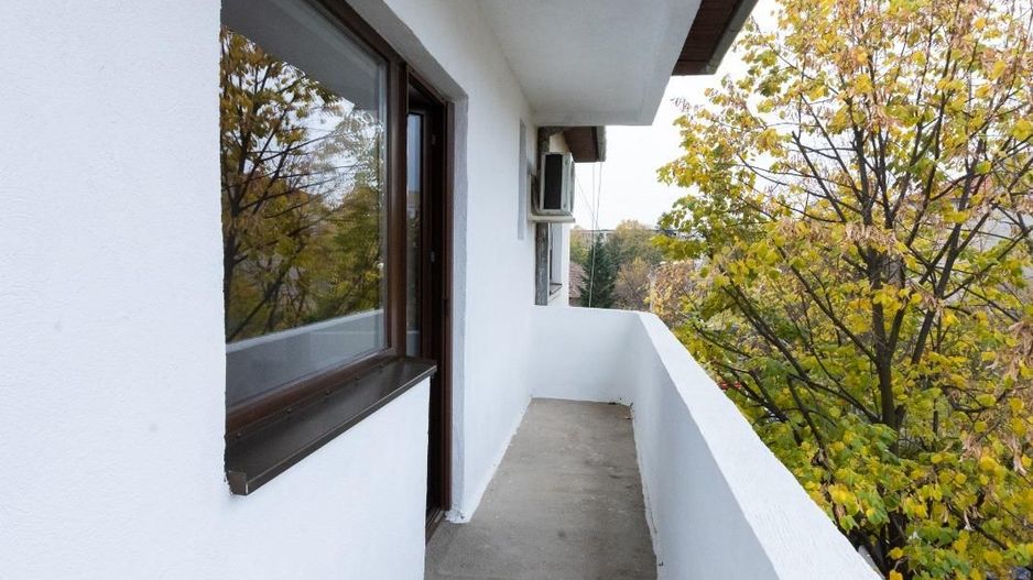 Apartament spatios cu garaj in zona Bogdanesti - Poză 20