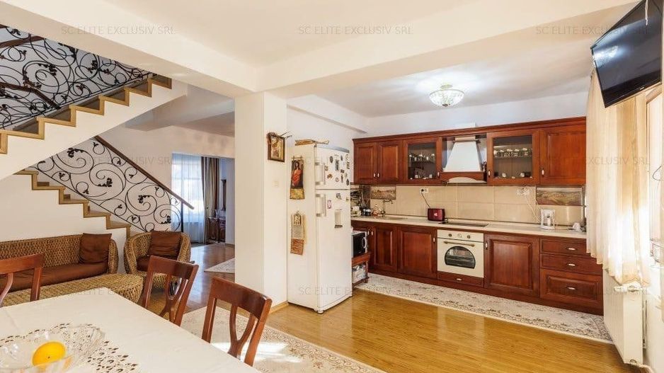 Vila unicat aproape de lac - Poză 10