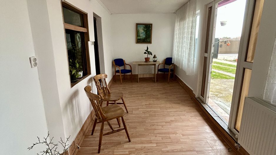 Azil 14 camere și 8000mp teren localitatea Sacădat - Poză 12